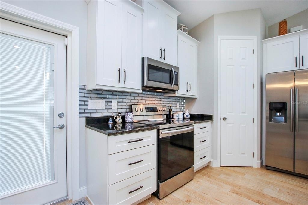 4446 Bayano Street - Photo 20