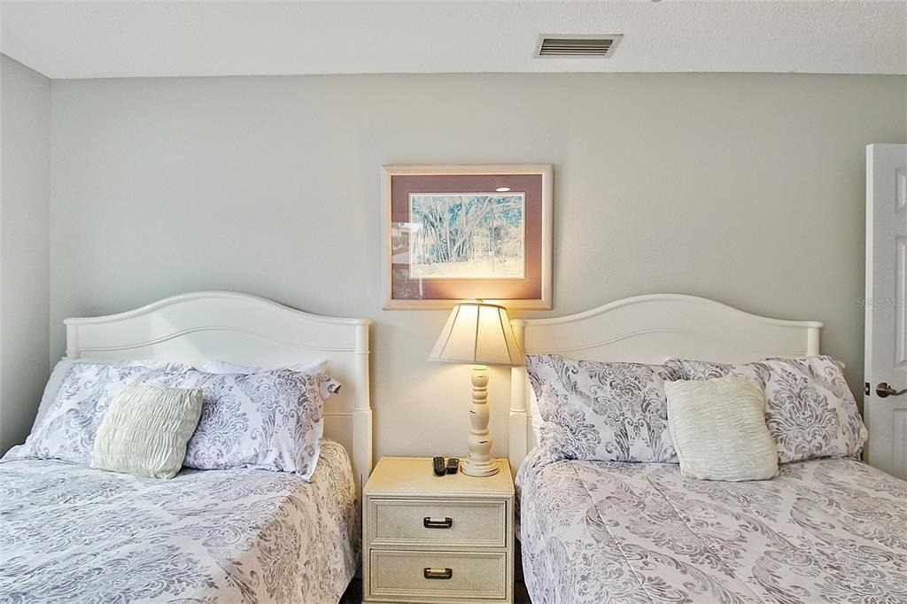 1343 Siesta Bayside Drive - Photo 31