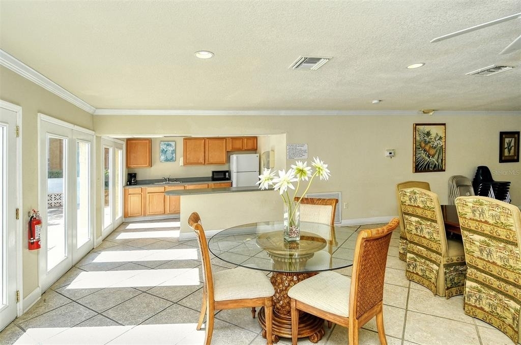 1877 Toucan Way - Photo 30