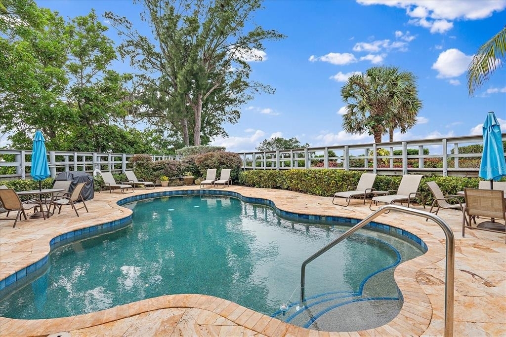 5621 Gulf Of Mexico Drive - Photo 34