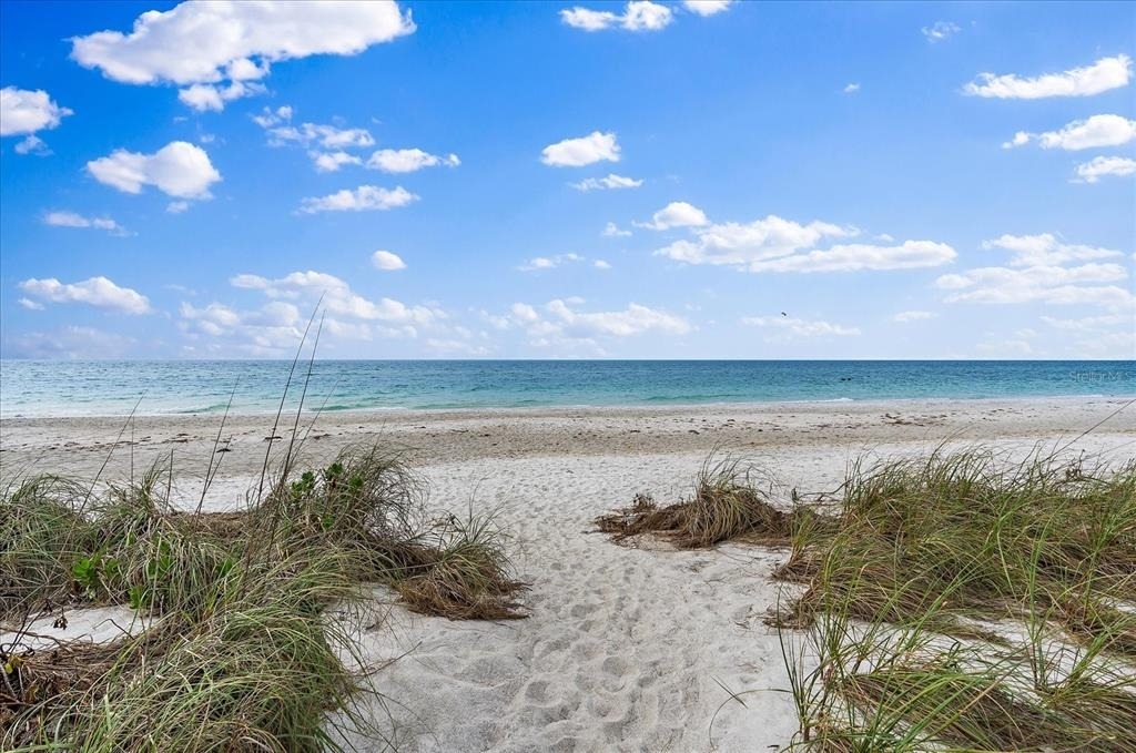 5621 Gulf Of Mexico Drive - Photo 45