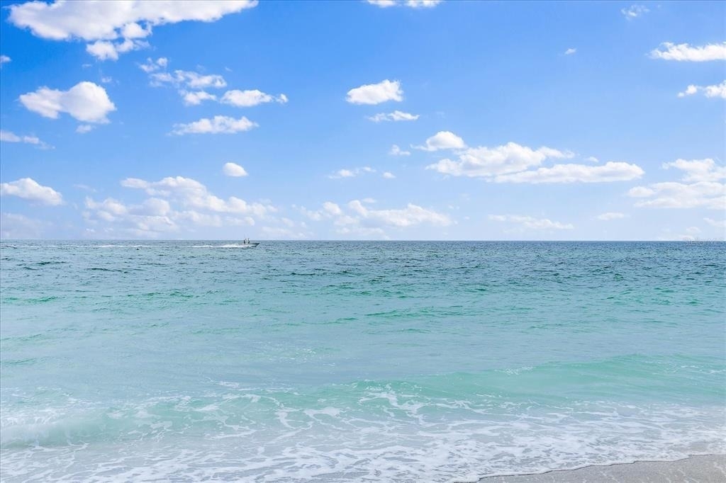 5621 Gulf Of Mexico Drive - Photo 46