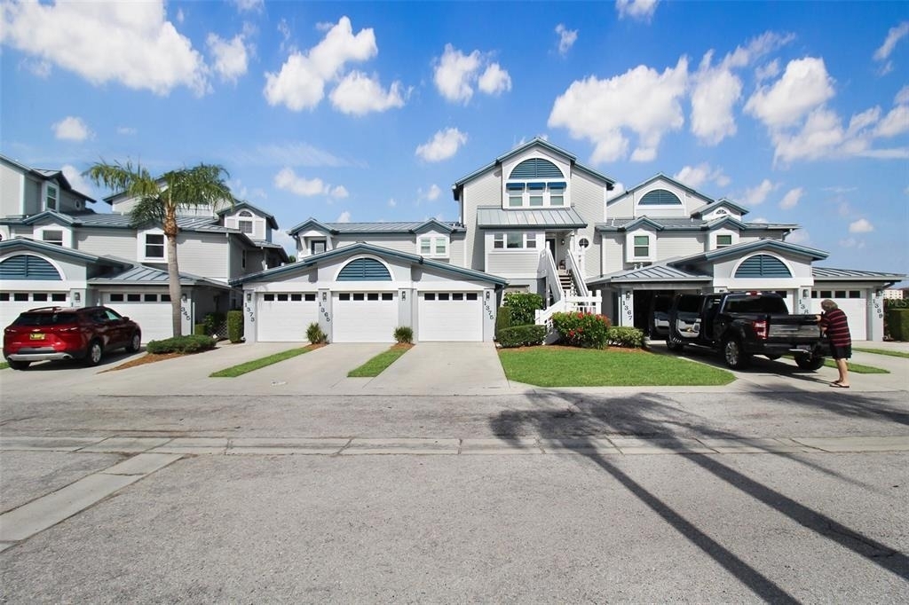 1389 Siesta Bayside Drive - Photo 0
