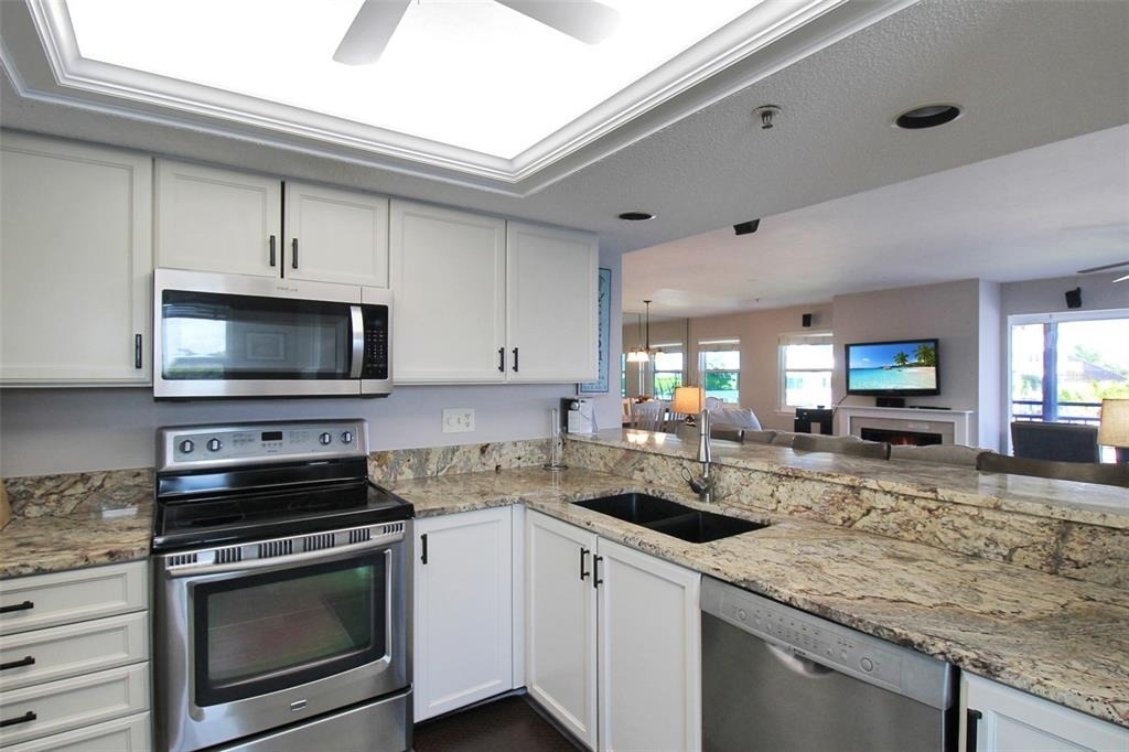 1389 Siesta Bayside Drive - Photo 17