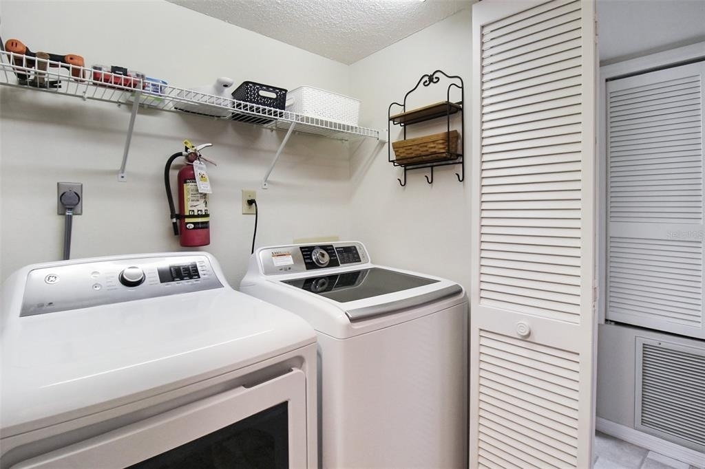 1338 Siesta Bayside Drive - Photo 30
