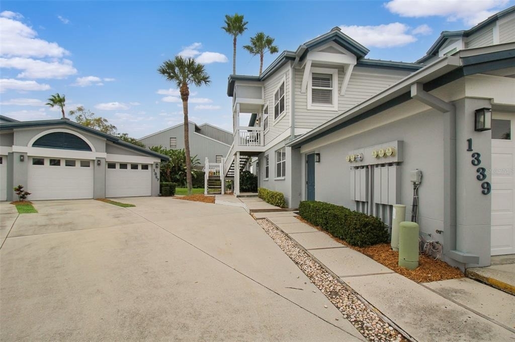 1339 Siesta Bayside Drive - Photo 2