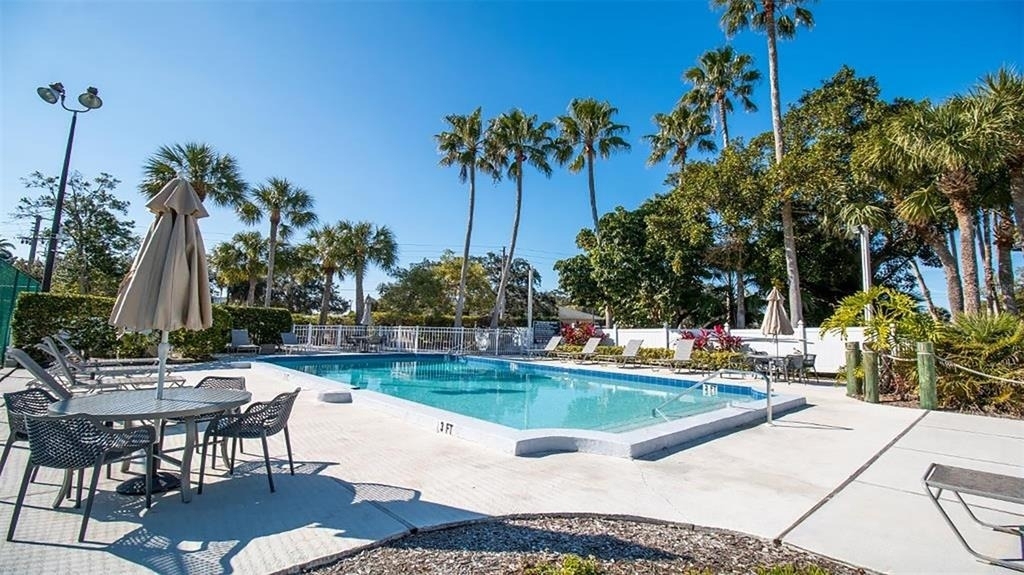 1340 Siesta Bayside Drive - Photo 31