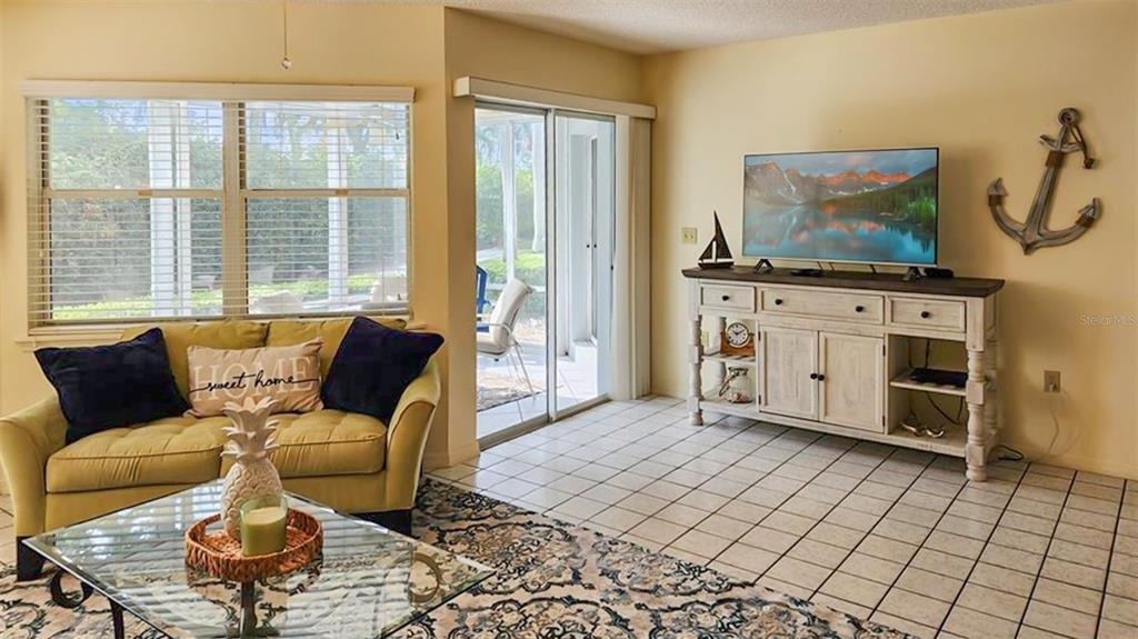 1318 Siesta Bayside Drive - Photo 5