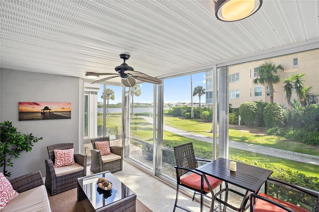 1374 Siesta Bayside Drive - Photo 2