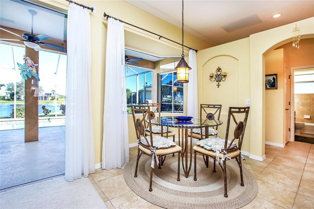 2525 Jasmine Way - Photo 11