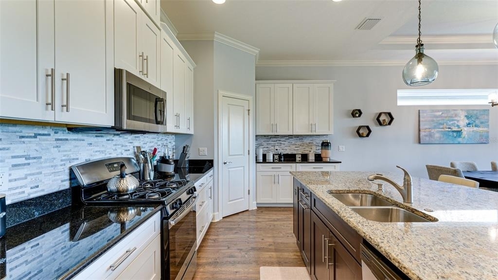 4511 Terrazza Court - Photo 11