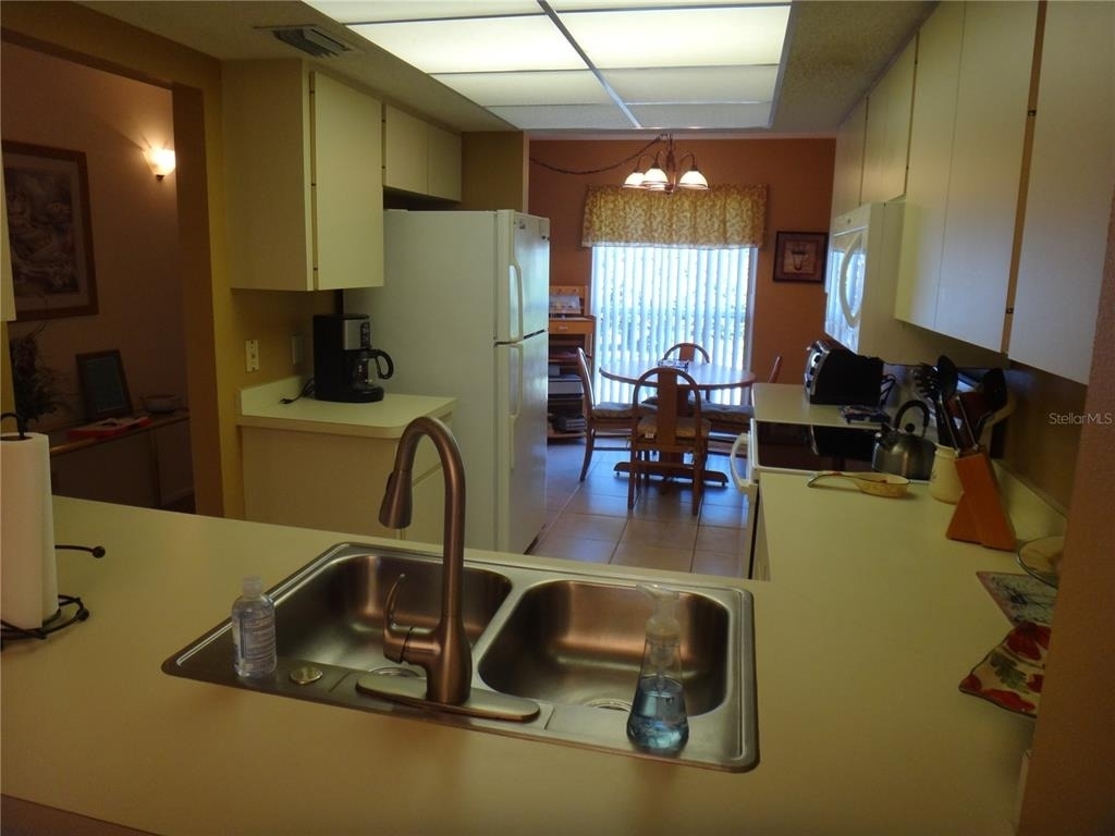 4493 Longmeadow - Photo 6