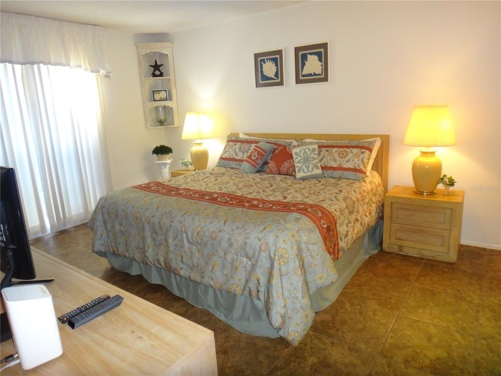 4493 Longmeadow - Photo 14