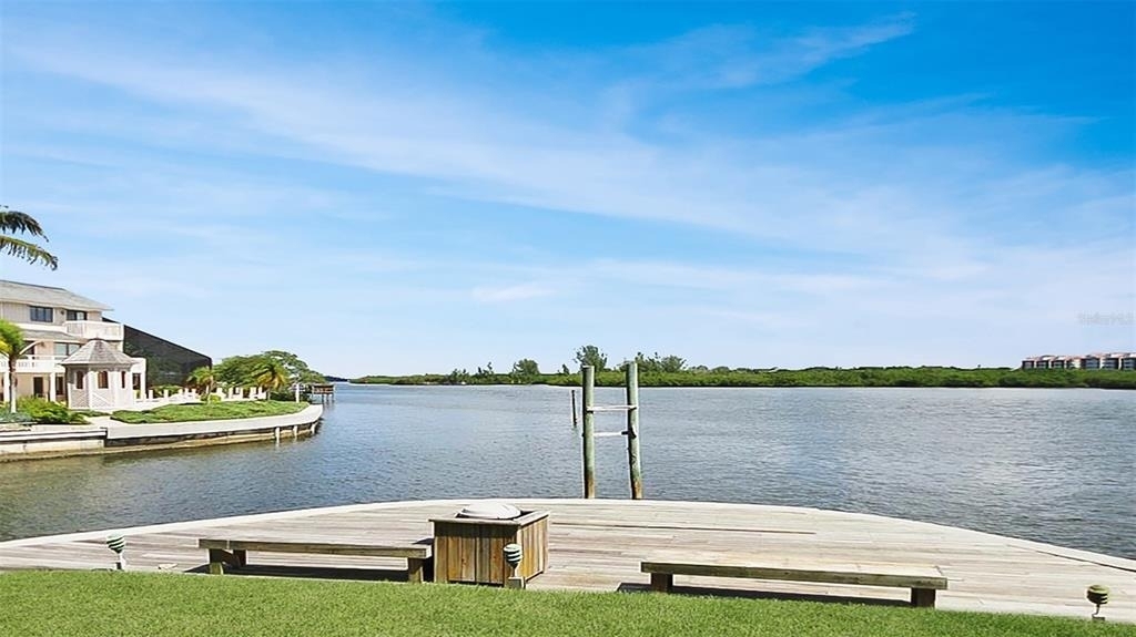 1327 Siesta Bayside Drive - Photo 16