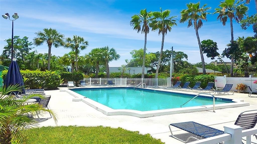 1327 Siesta Bayside Drive - Photo 12