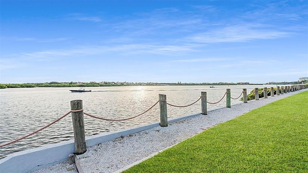 1204 Siesta Bayside Drive - Photo 15