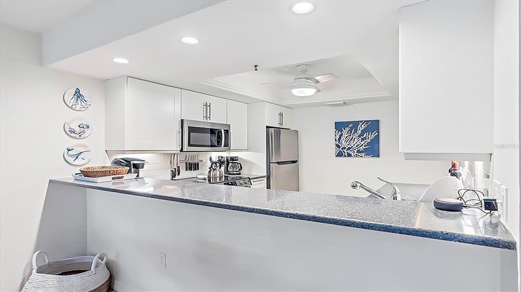 1204 Siesta Bayside Drive - Photo 4