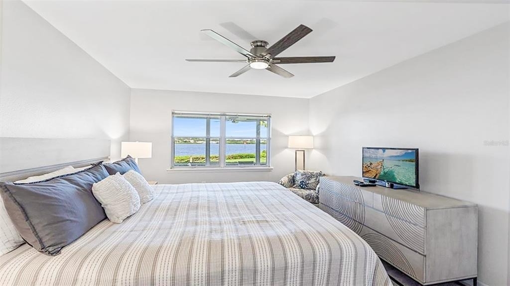 1360 Siesta Bayside Drive - Photo 14