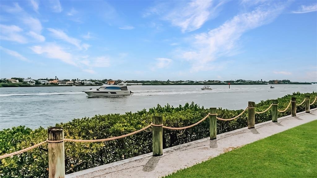 1226 Siesta Bayside Drive - Photo 22