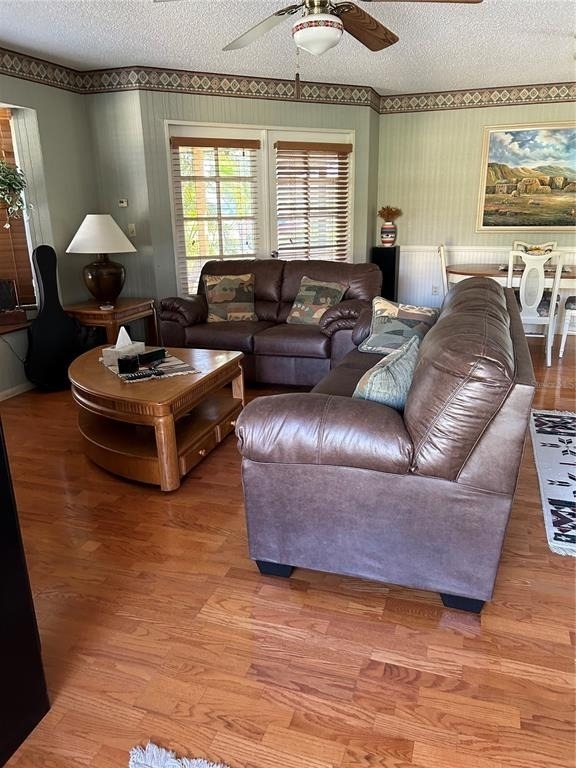 4336 Cactus Avenue - Photo 2