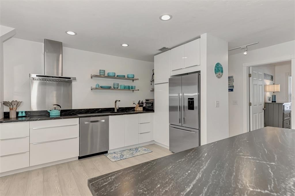 5516 Avenida Del Mare - Photo 18