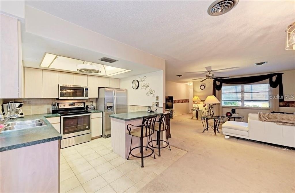 910 Caples Street - Photo 13