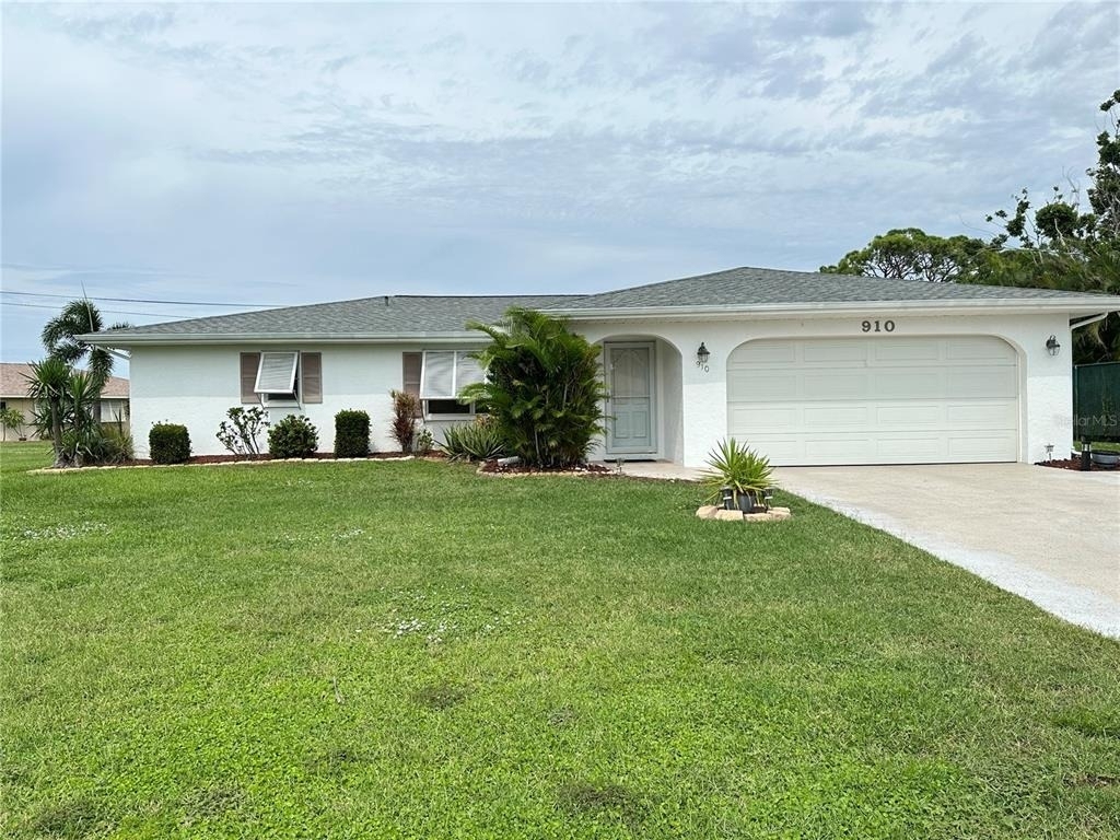 910 Caples Street - Photo 1