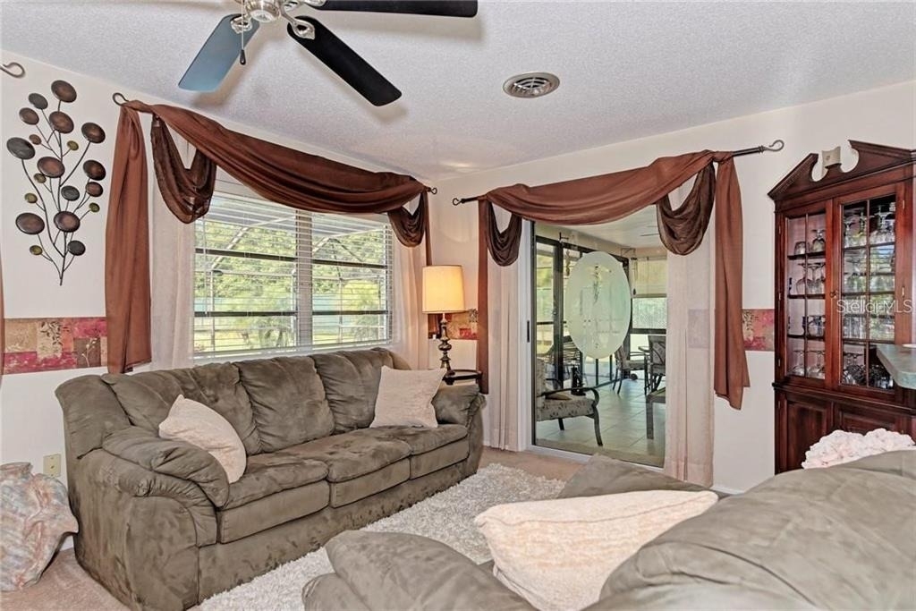 910 Caples Street - Photo 10