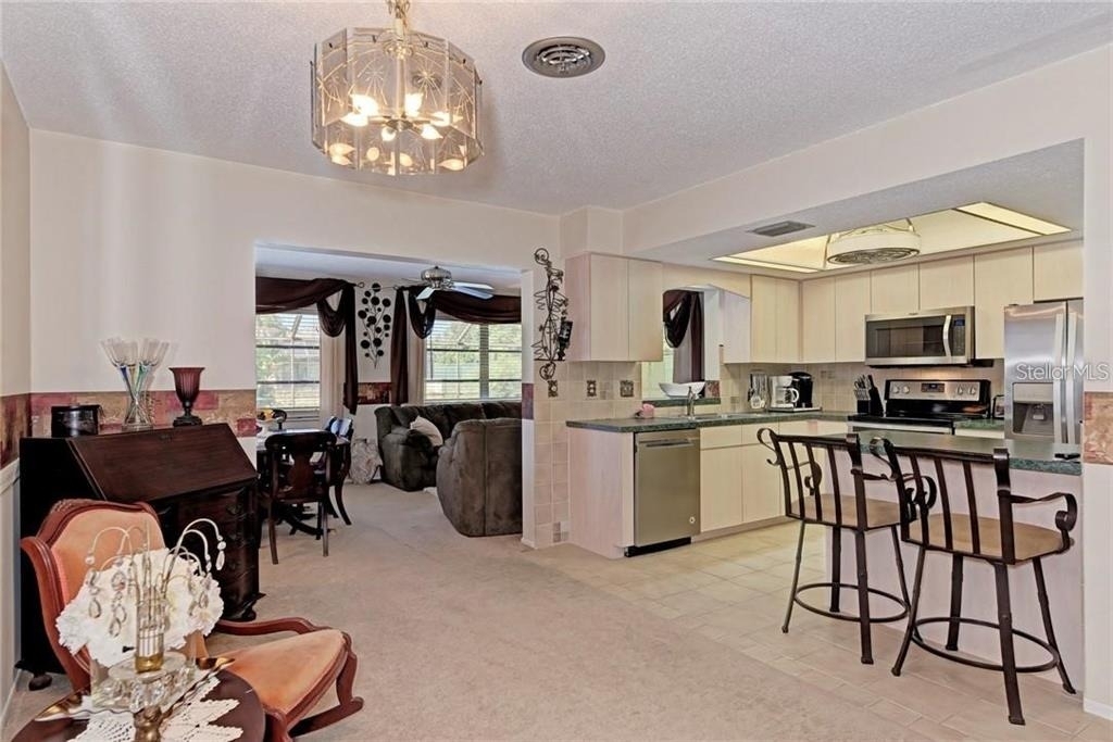 910 Caples Street - Photo 12
