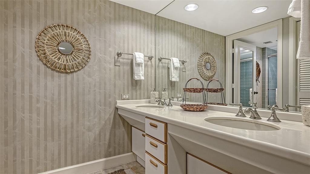 2109 Gulf Of Mexico Drive - Photo 9