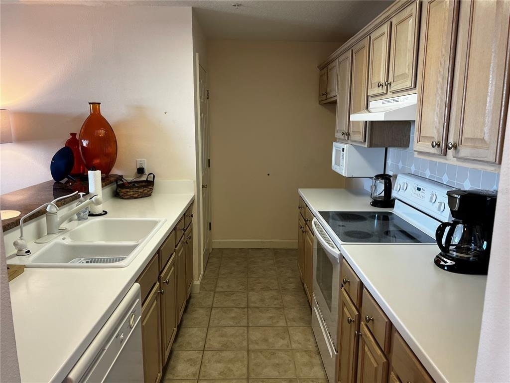 750 N Tamiami Trail - Photo 14