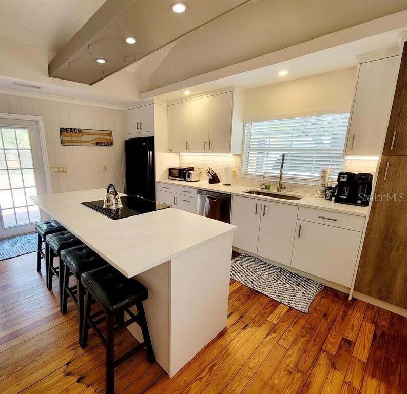 1817 Ivanhoe Street - Photo 4