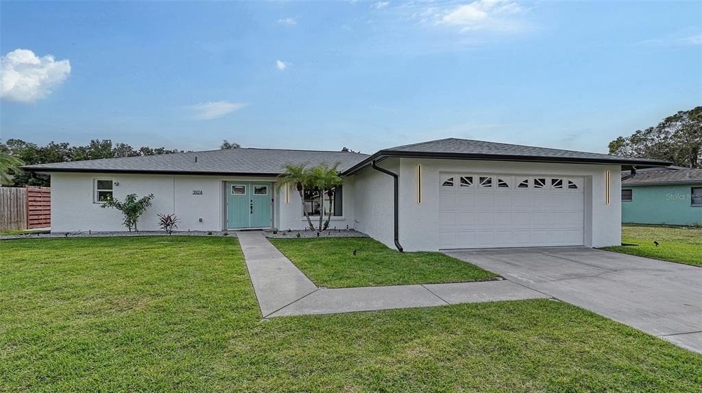 3924 Helene Street - Photo 3