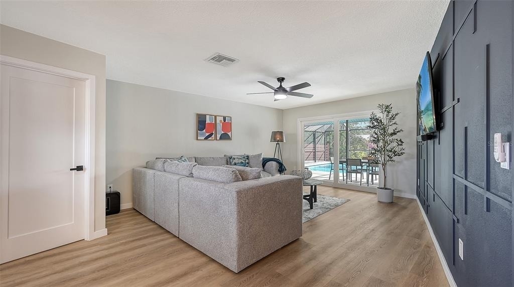 3924 Helene Street - Photo 5