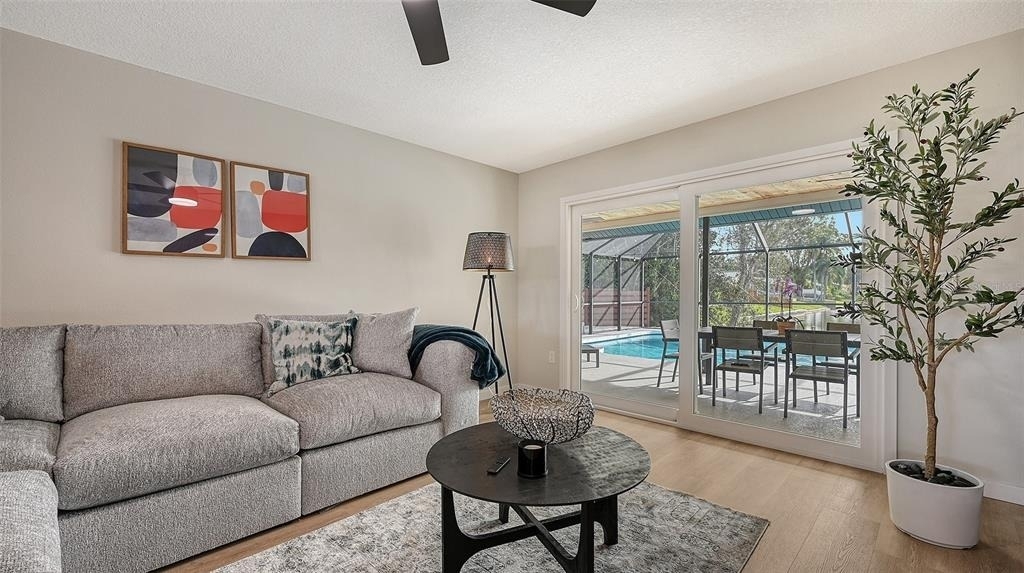 3924 Helene Street - Photo 6