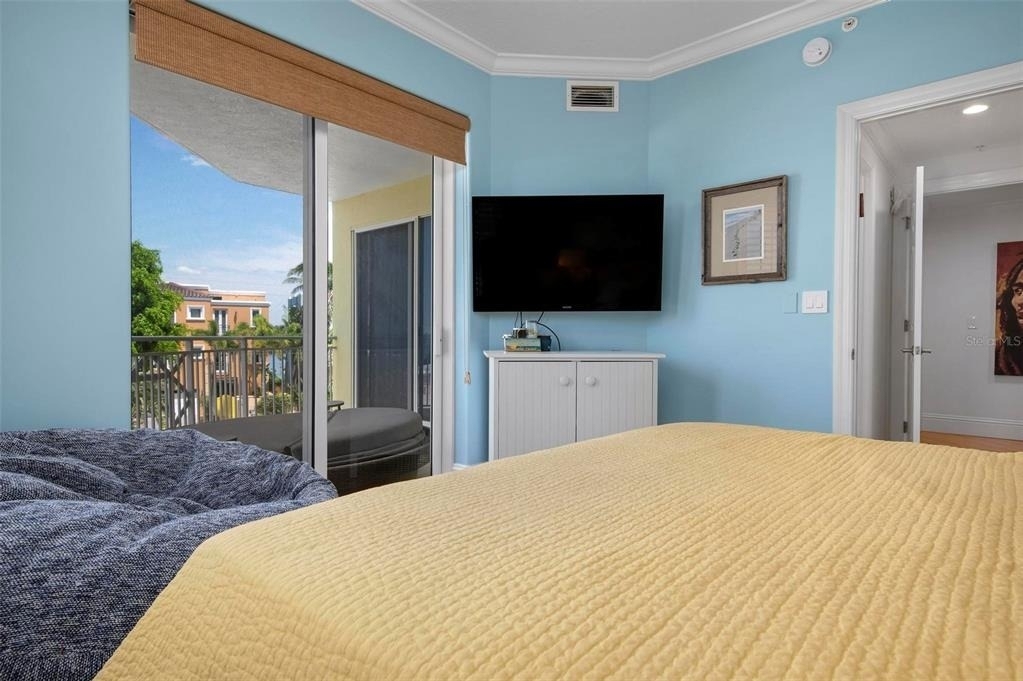 9122 Midnight Pass Road - Photo 23