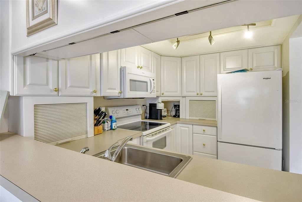 4616 Ringwood Meadow - Photo 20