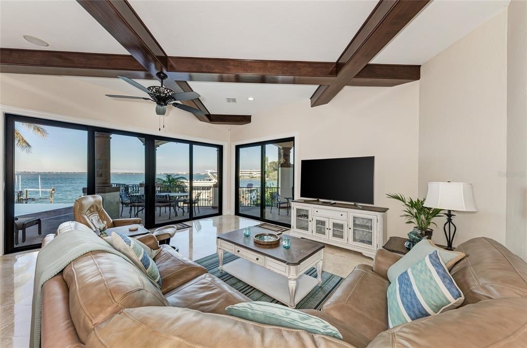 14 N Washington Drive - Photo 32