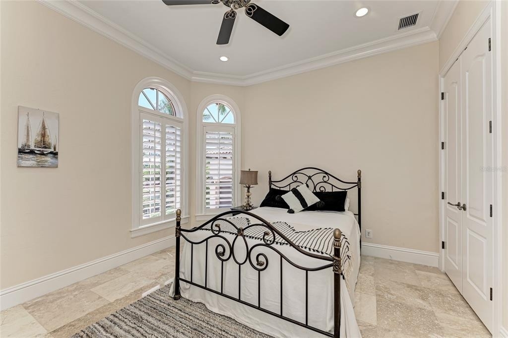 14 N Washington Drive - Photo 57