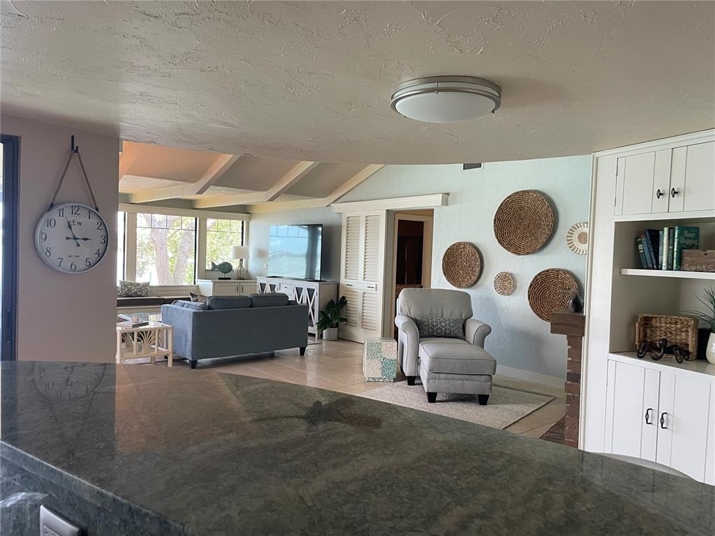 421 Waterside Lane - Photo 11