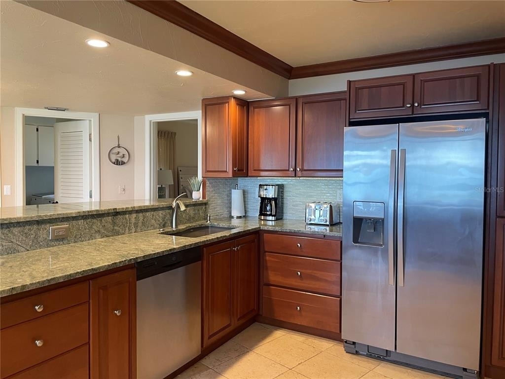421 Waterside Lane - Photo 18