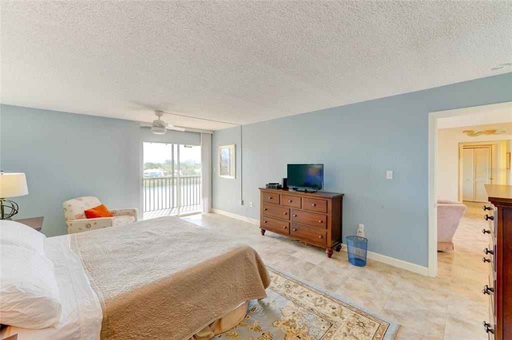 3240 Gulf Of Mexico Drive - Photo 13