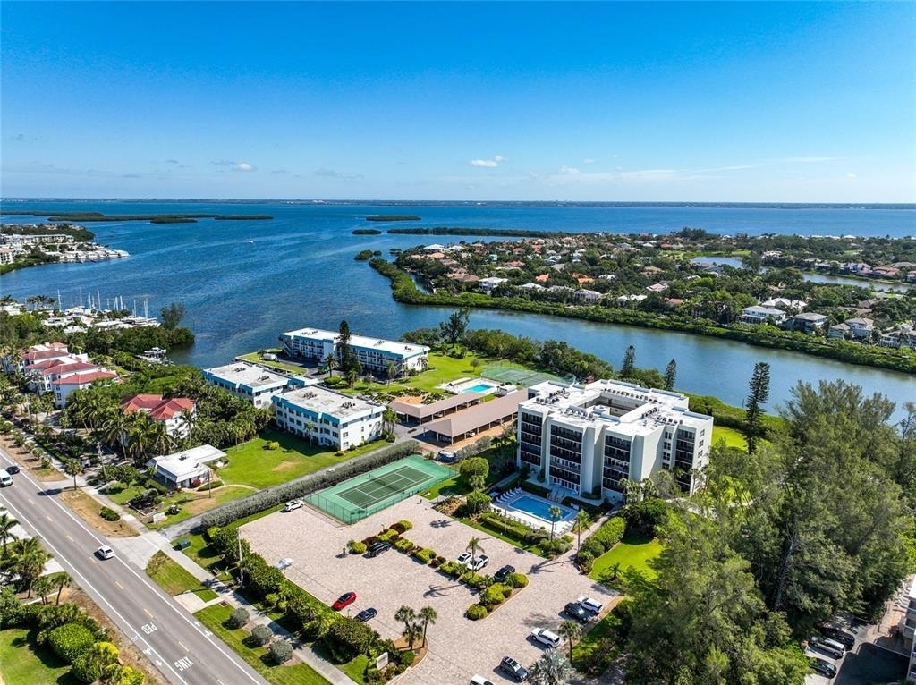 3240 Gulf Of Mexico Drive - Photo 33