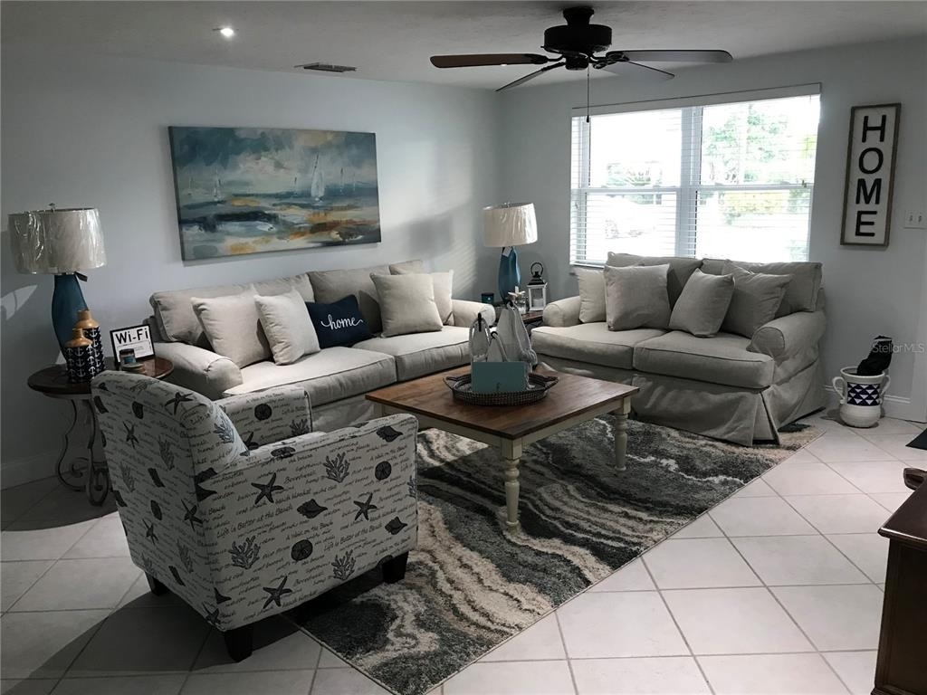 345 Avenida Leona - Photo 3