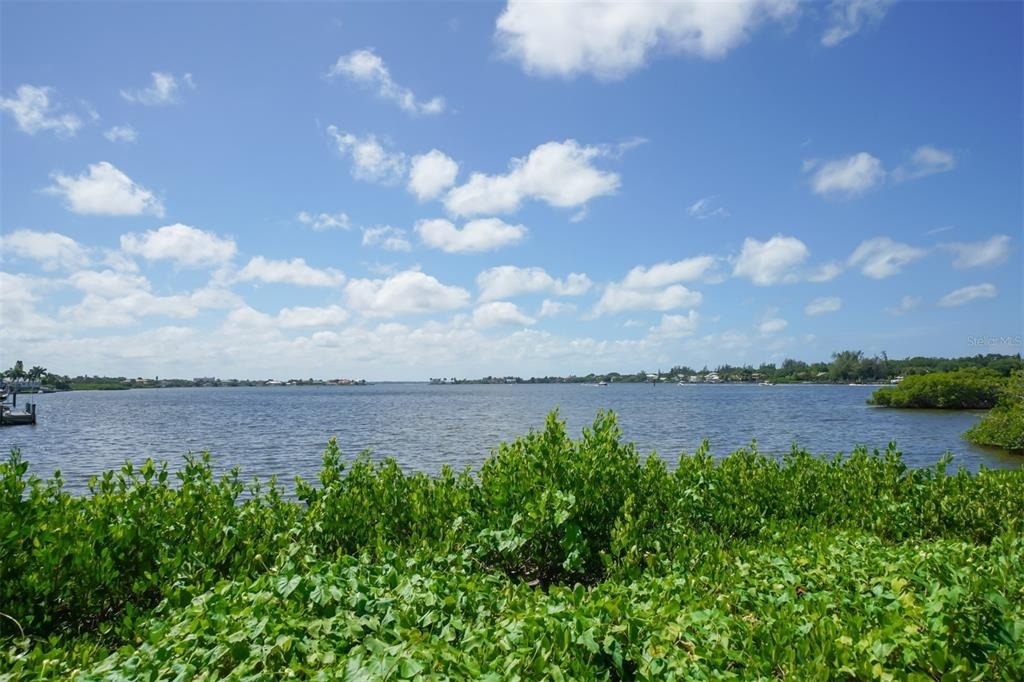 1608 Stickney Point Road - Photo 20
