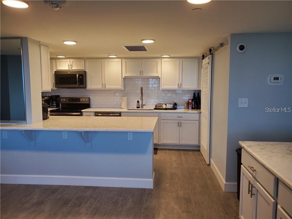 1050 Longboat Club Road - Photo 20