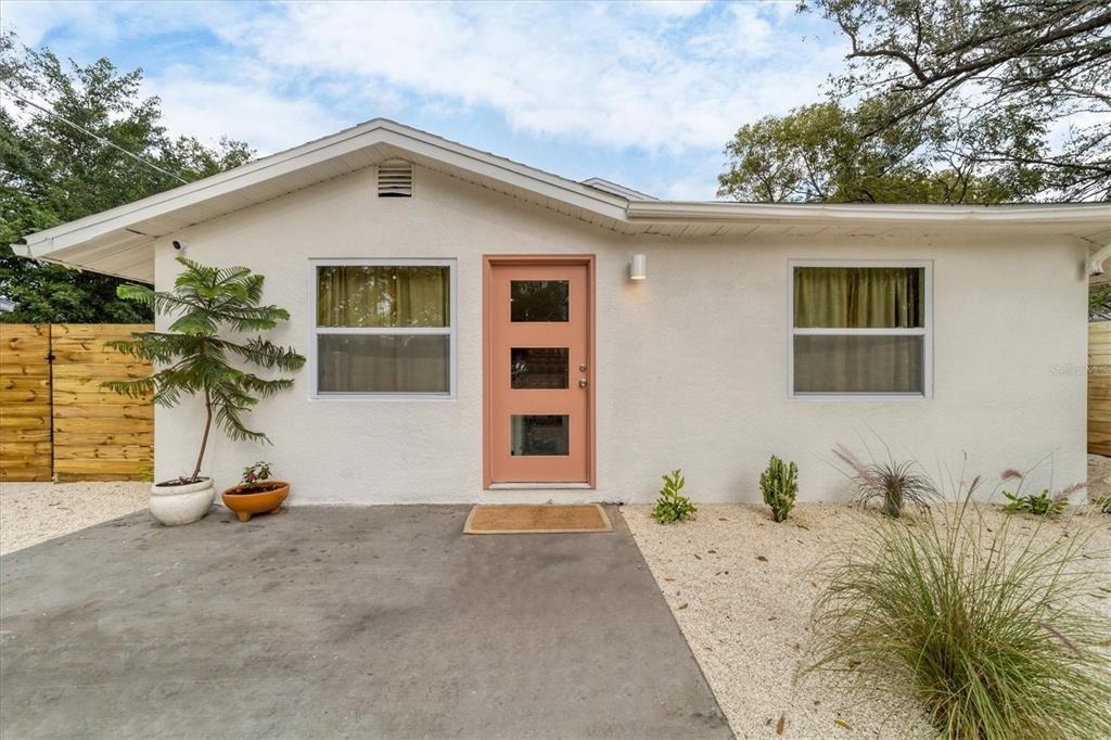 2441 Novus Street - Photo 3