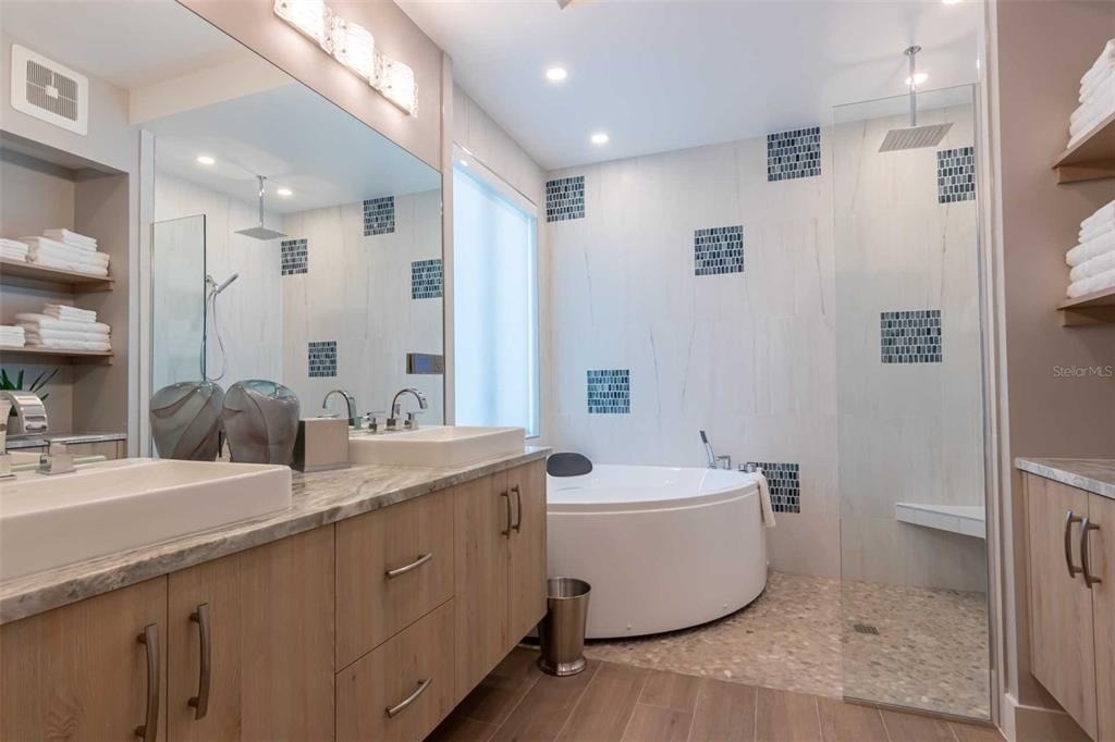 1140 Seaside Drive - Photo 13