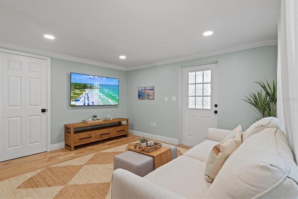 326 S Lime Avenue - Photo 14