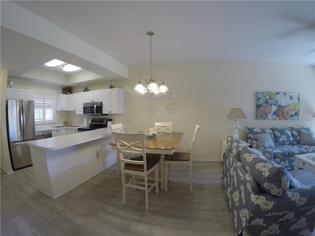 4270 Castlebridge Lane - Photo 2